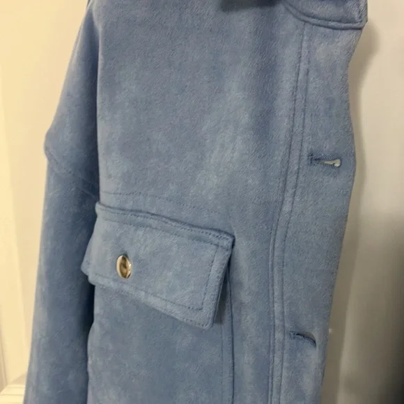 NWT , oversized shacket (shirt jacket) from Forever 21. Women’s medium, fits big - Picture 5 of 8